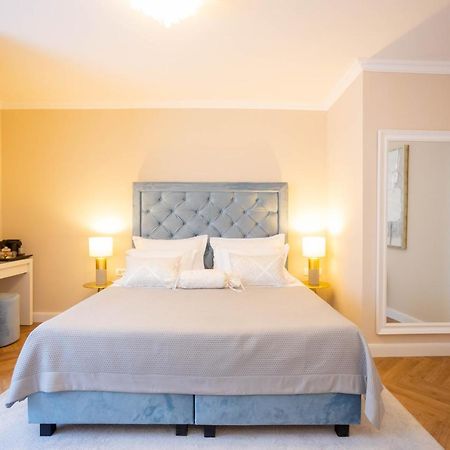 City And Style Luxury Rooms Split Exterior photo