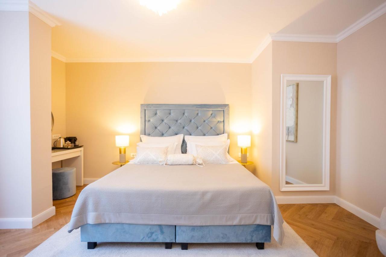 City And Style Luxury Rooms Split Exterior photo