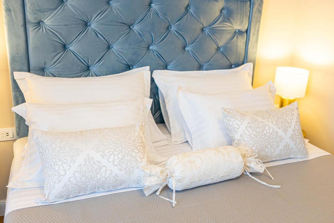 City And Style Luxury Rooms Split Exterior photo