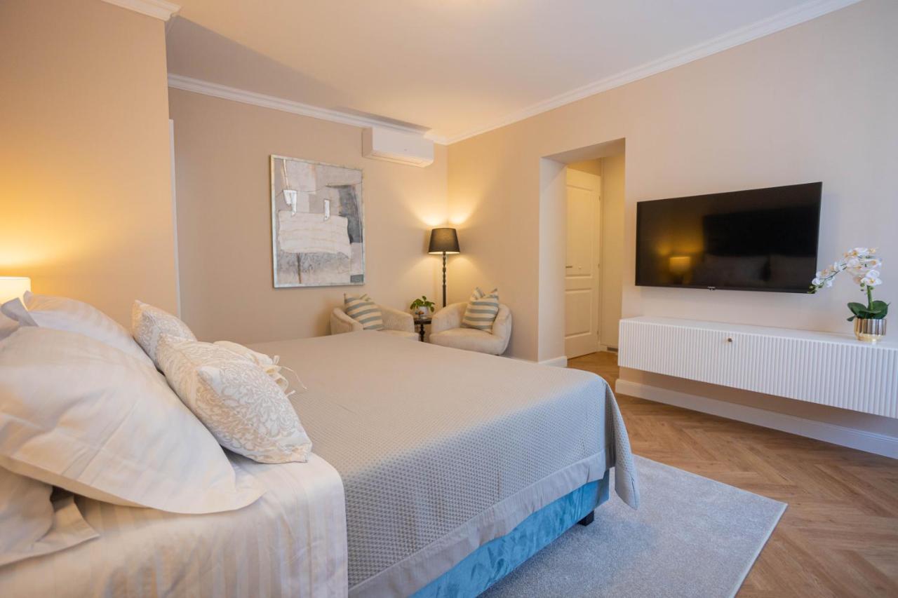 City And Style Luxury Rooms Split Exterior photo