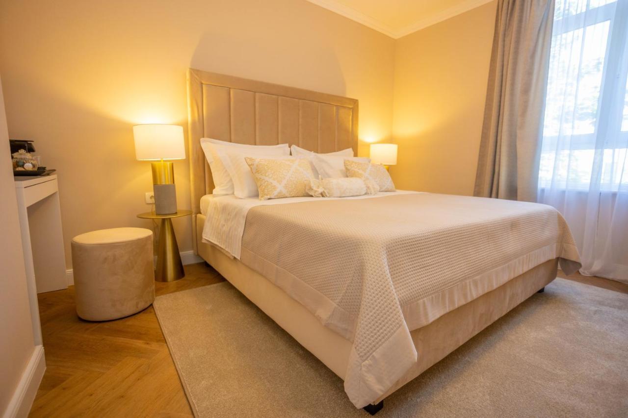 City And Style Luxury Rooms Split Exterior photo