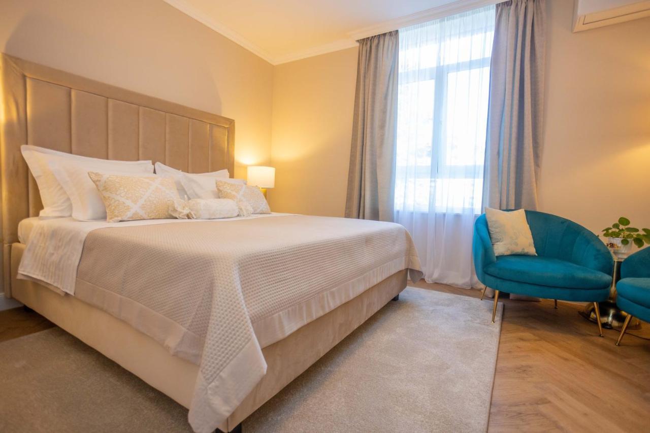 City And Style Luxury Rooms Split Exterior photo