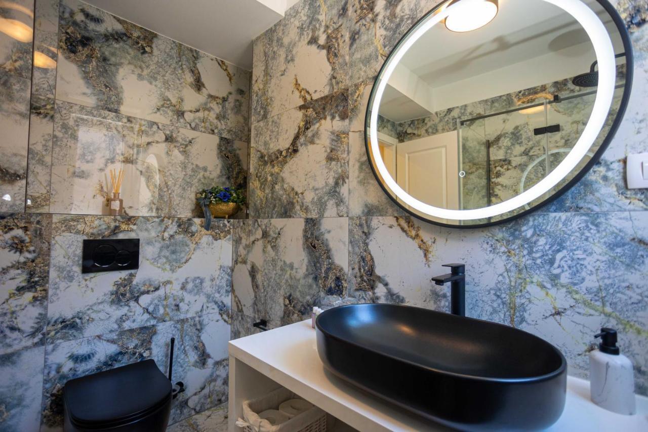 City And Style Luxury Rooms Split Exterior photo